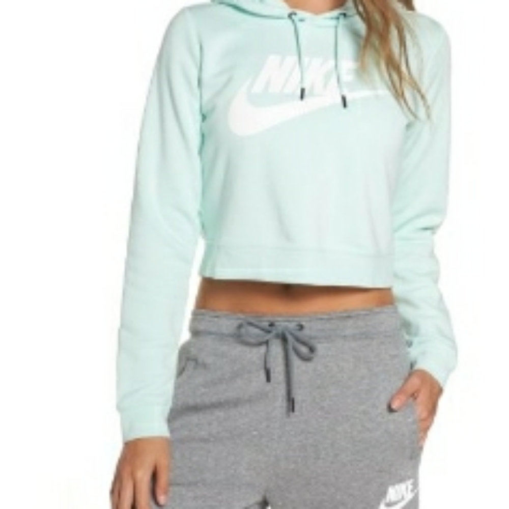 Nike rally crop hoodie